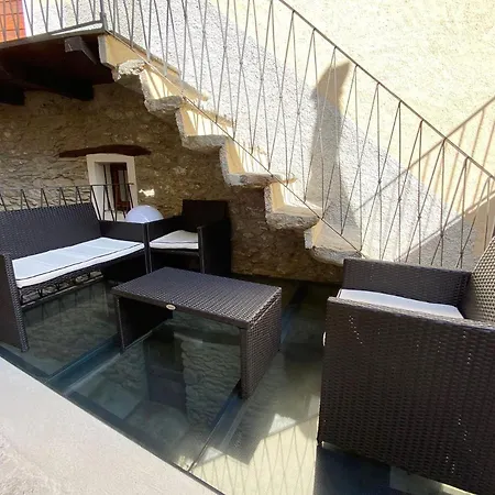 Ferienhaus Independent Stone House With View