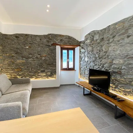 Ferienhaus Independent Stone House With View Musso