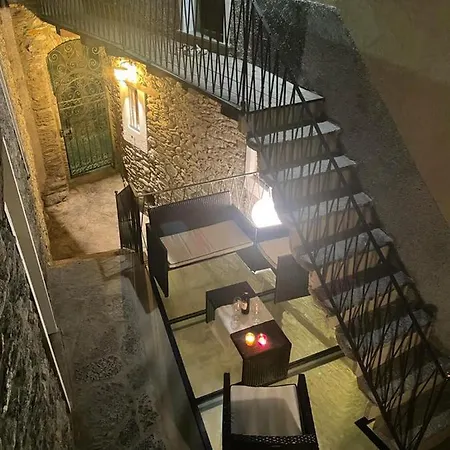 Ferienhaus Independent Stone House With View *